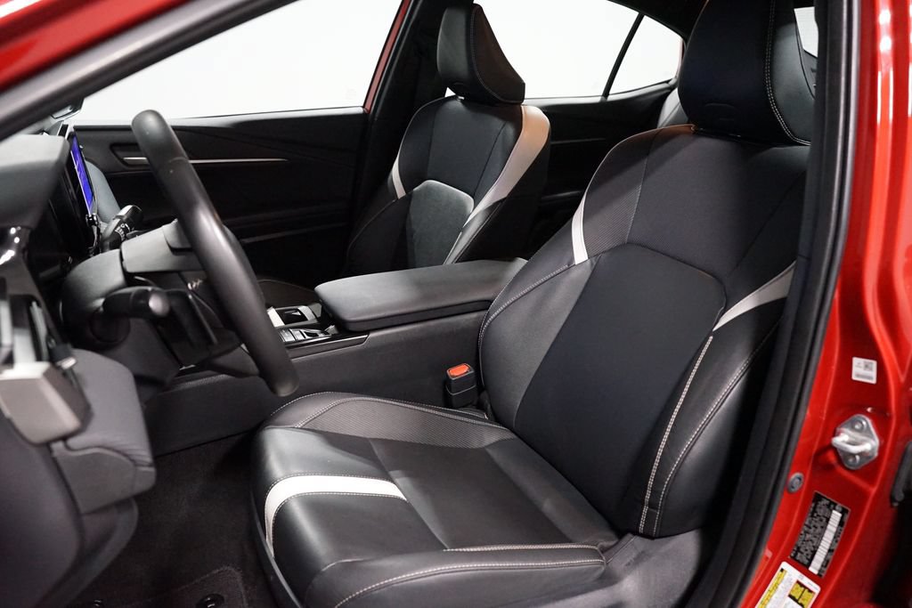 Used 2025 Toyota Camry SE FWD image 28