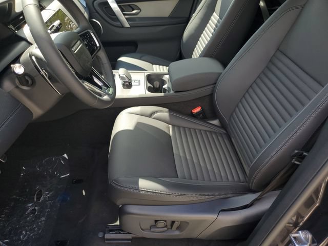 New 2026 Land Rover Discovery Sport Landmark AWD/4WD image 18