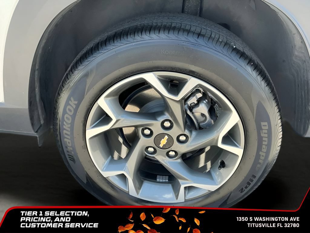 Used 2025 Chevrolet Trax LT w/ LT Convenience Package FWD image 23