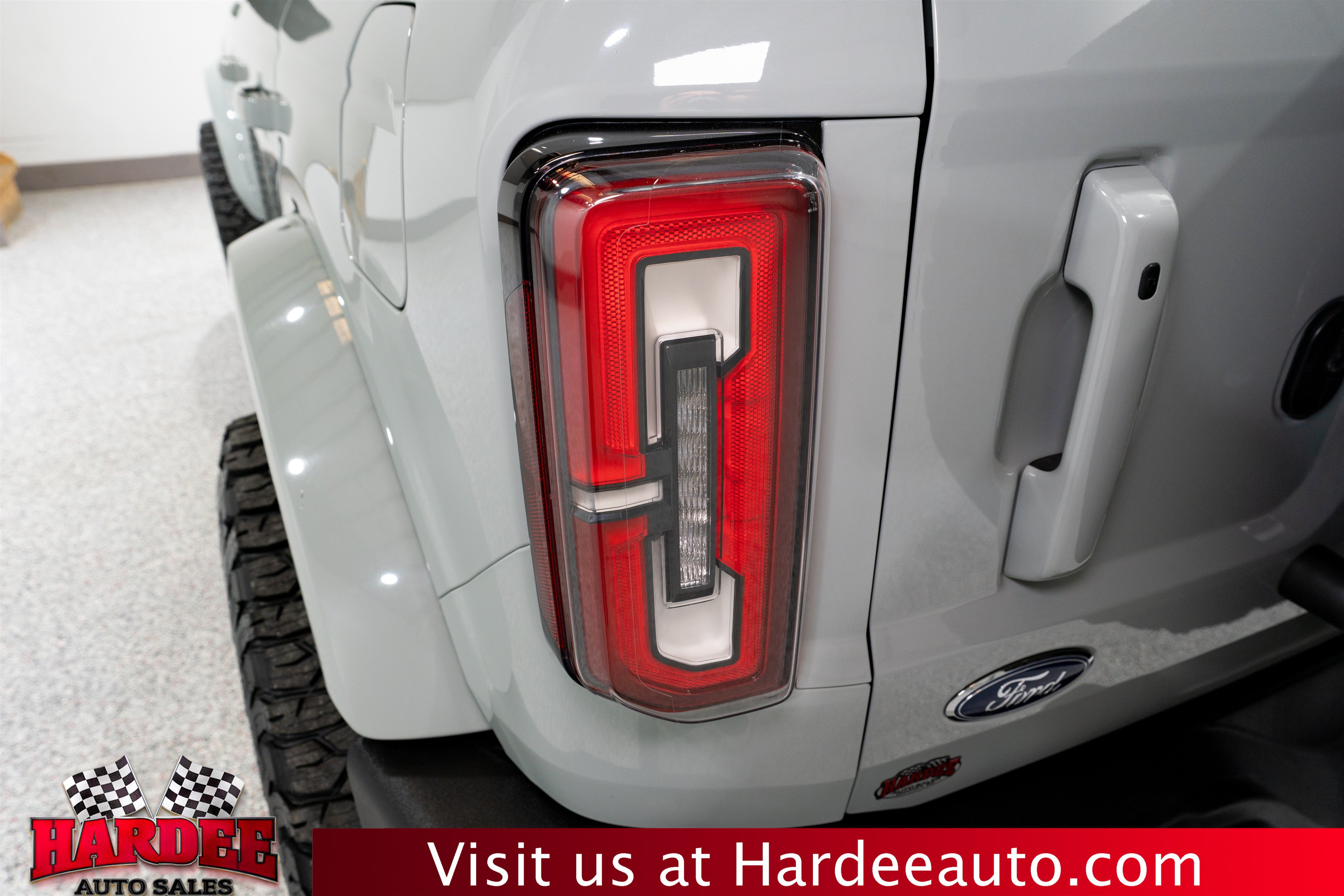 Used 2023 Ford Bronco Outer Banks AWD/4WD image 10