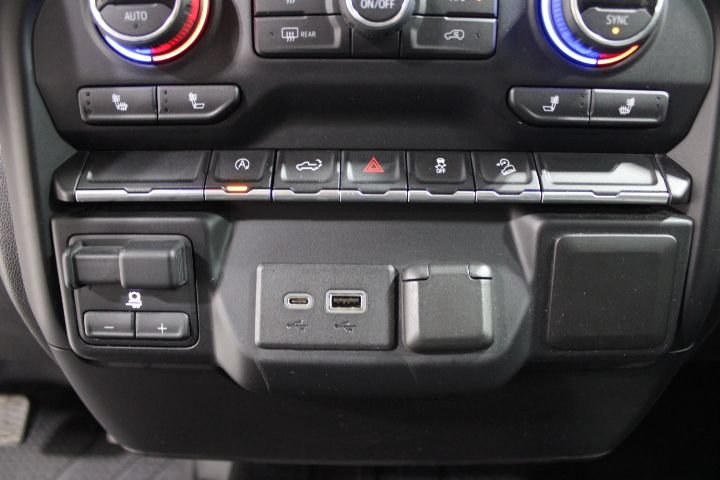 Used 2019 Chevrolet Silverado 1500 LT w/ All-Star Edition AWD/4WD image 49
