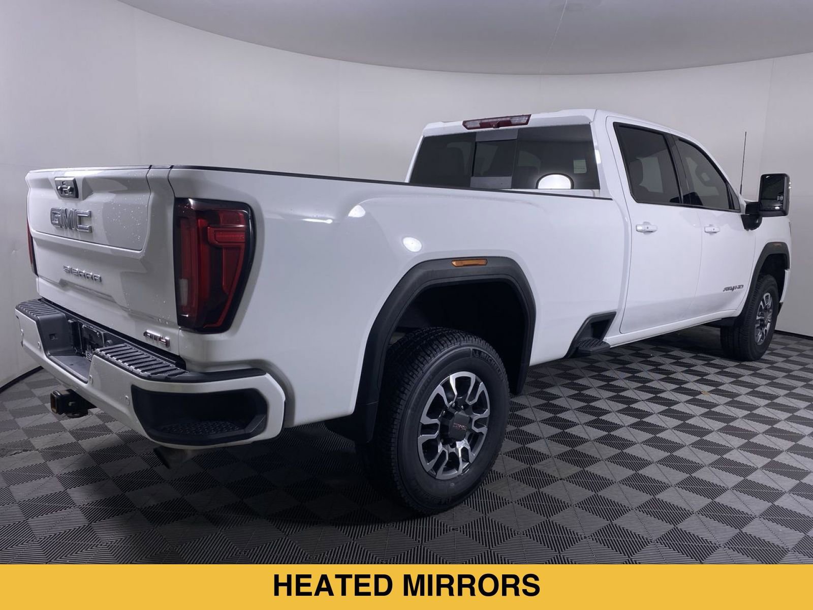 Certified 2022 GMC Sierra 2500 AT4 w/ AT4 Preferred Package AWD/4WD image 20