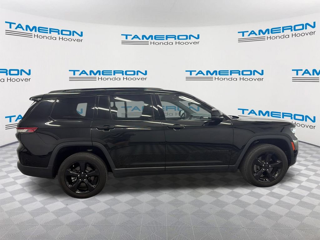 Used 2023 Jeep Grand Cherokee L Laredo RWD image 6