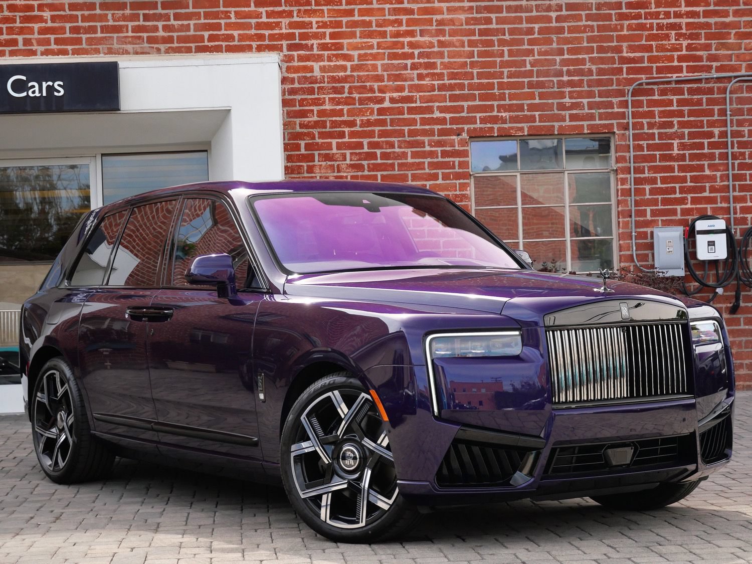 New 2027 Rolls-Royce Cullinan Black Badge AWD/4WD image 21