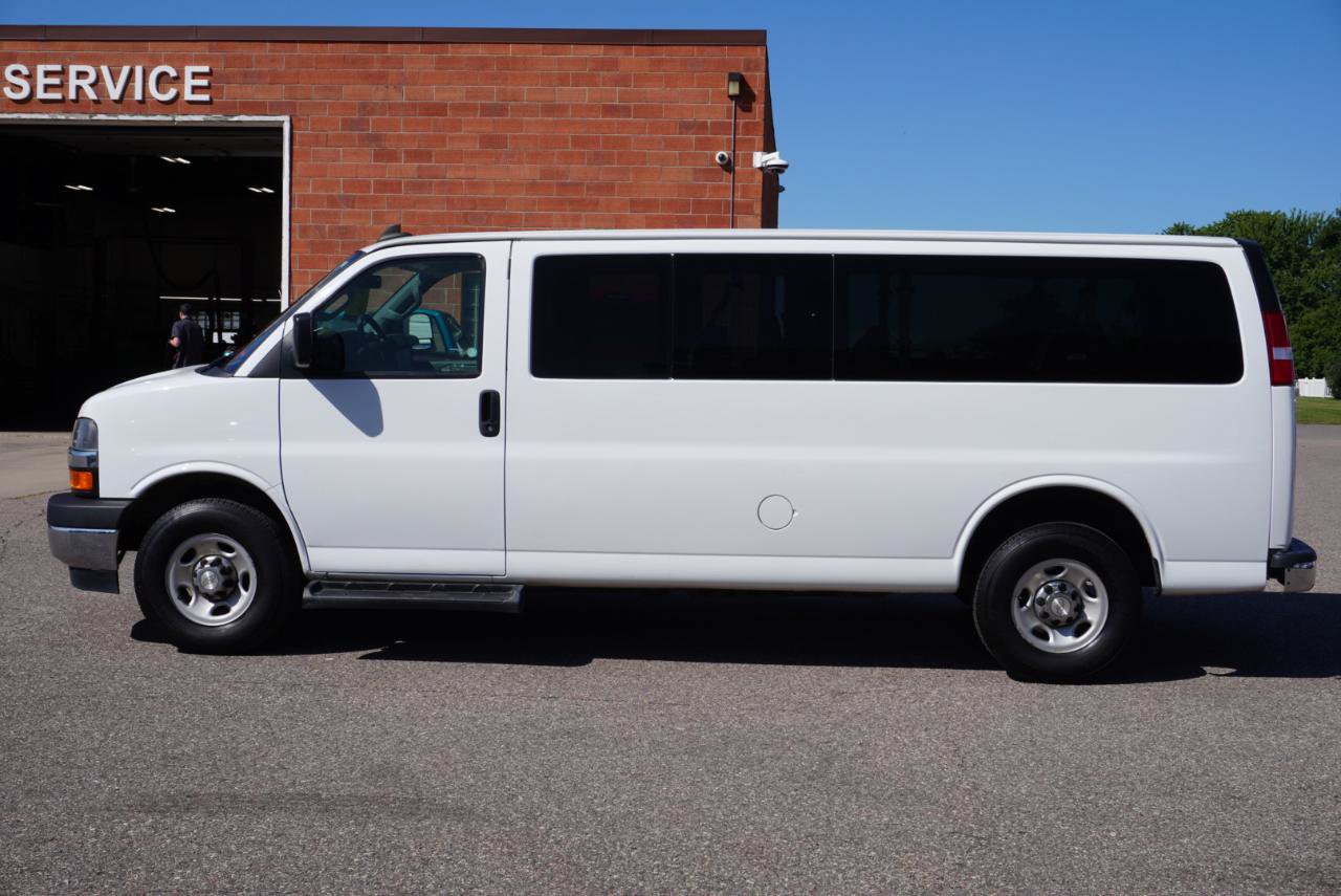 Used 2019 Chevrolet Express 3500 LT w/ LT Preferred Equipment Group RWD image 2