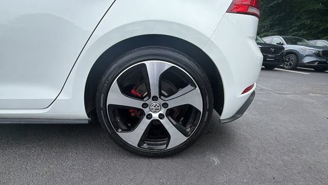 Used 2018 Volkswagen Golf 4-Door FWD image 8