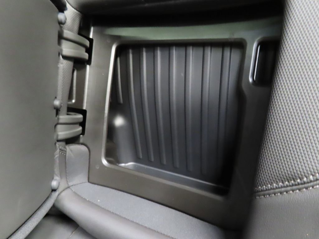 Used 2022 Chevrolet Silverado 1500 High Country w/ Technology Package image 56