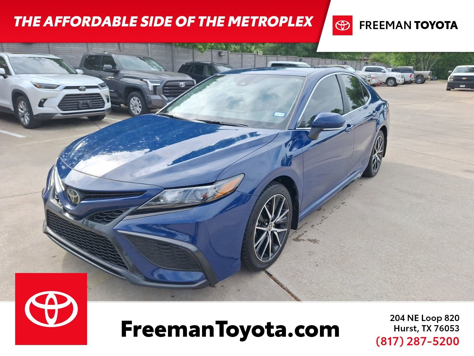 Used 2023 Toyota Camry SE FWD image 1