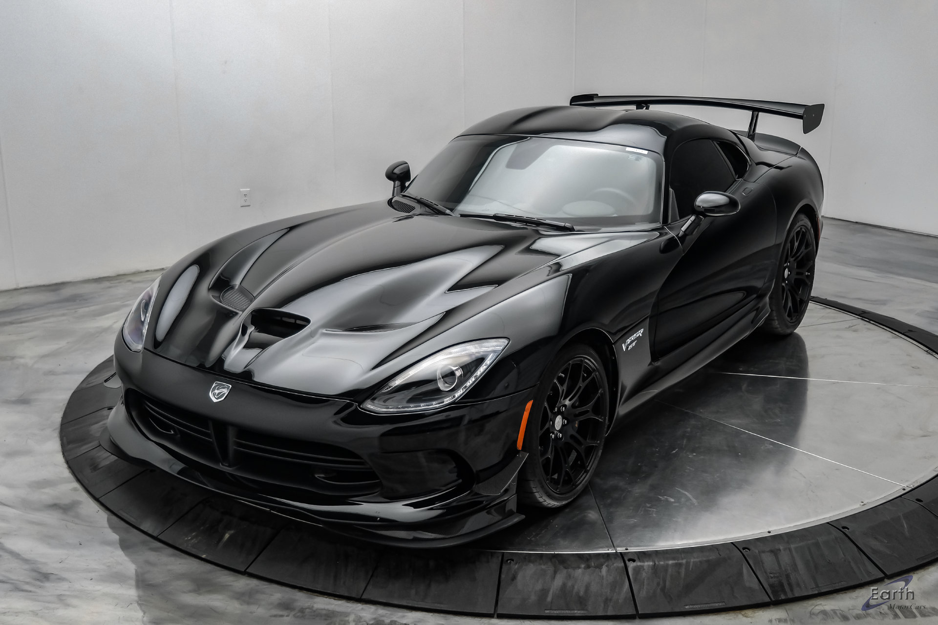 Used 2017 Dodge Viper GTC w/ Time Attack Group 2.0 RWD image 6