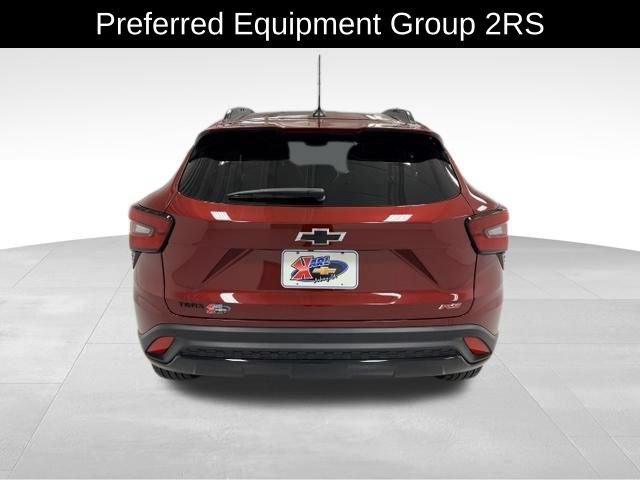 Certified 2024 Chevrolet Trax RS w/ Sunroof Package FWD image 4