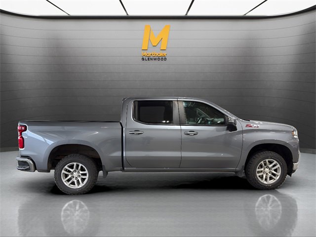Used 2021 Chevrolet Silverado 1500 LT image 2