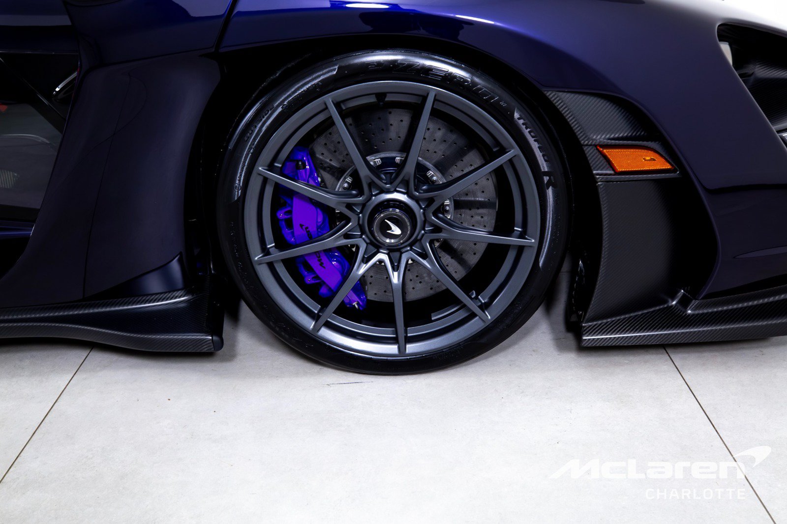 Used 2019 McLaren Senna RWD image 29