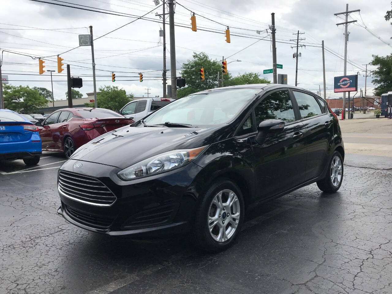 Used 2016 Ford Fiesta SE FWD image 4