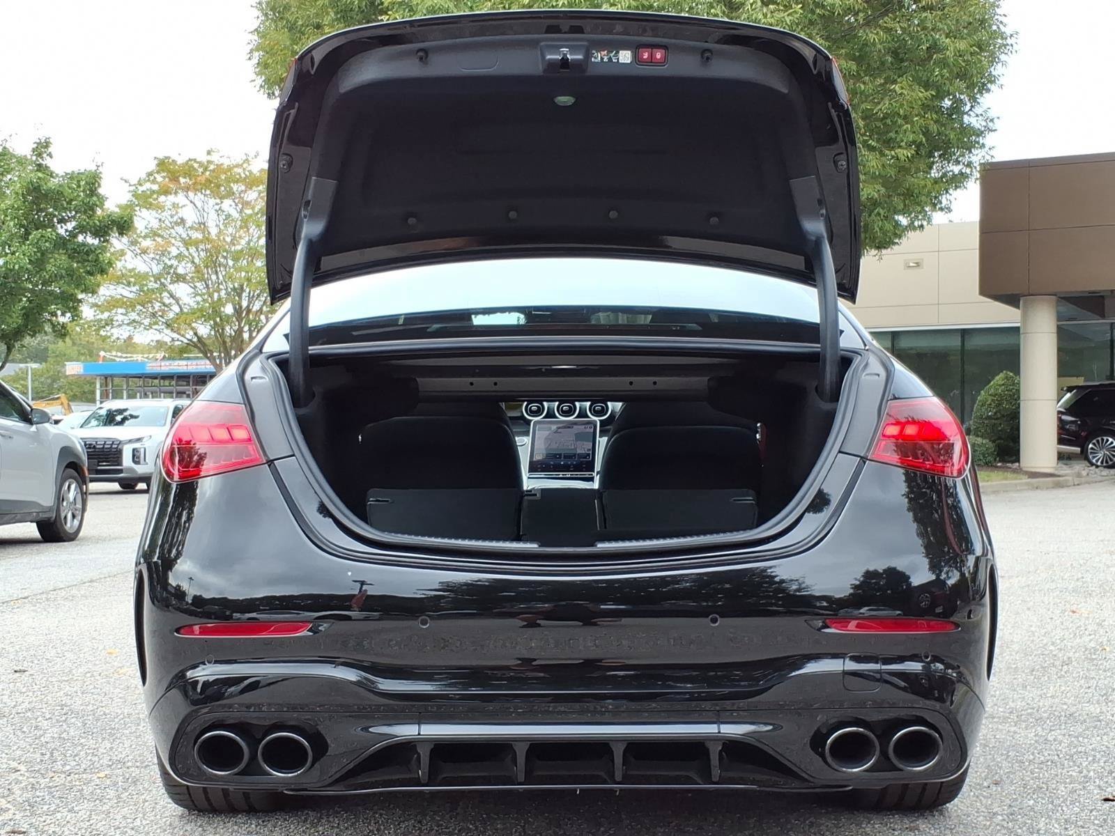 Used 2024 Mercedes-Benz C 43 AMG 4MATIC Sedan image 31