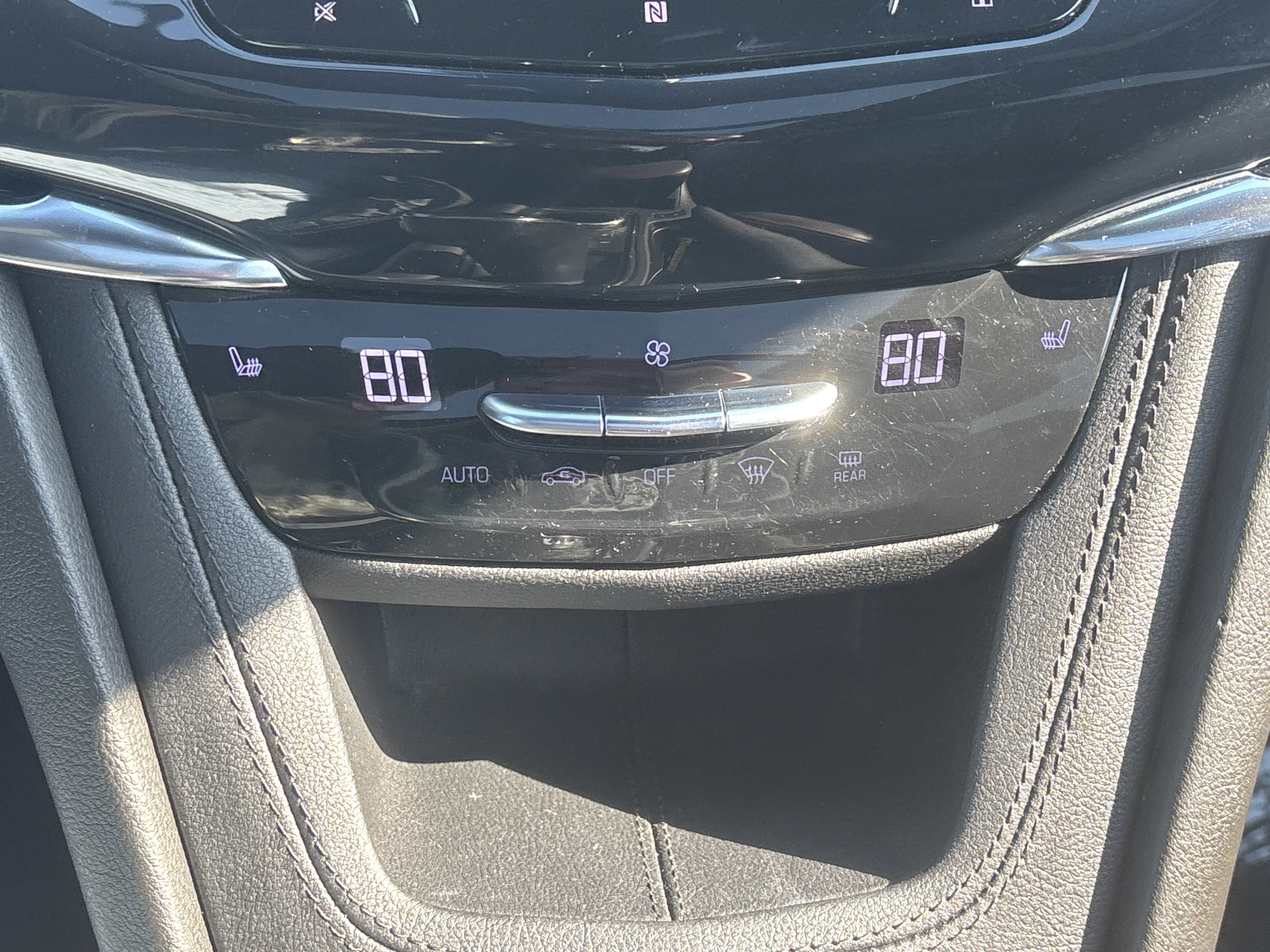 Used 2021 Cadillac XT6 Premium Luxury AWD/4WD image 22