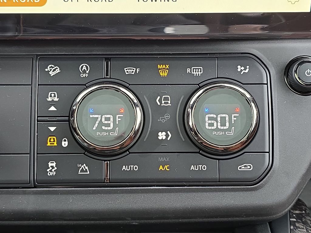 New 2026 Land Rover Defender 110 OCTA image 15