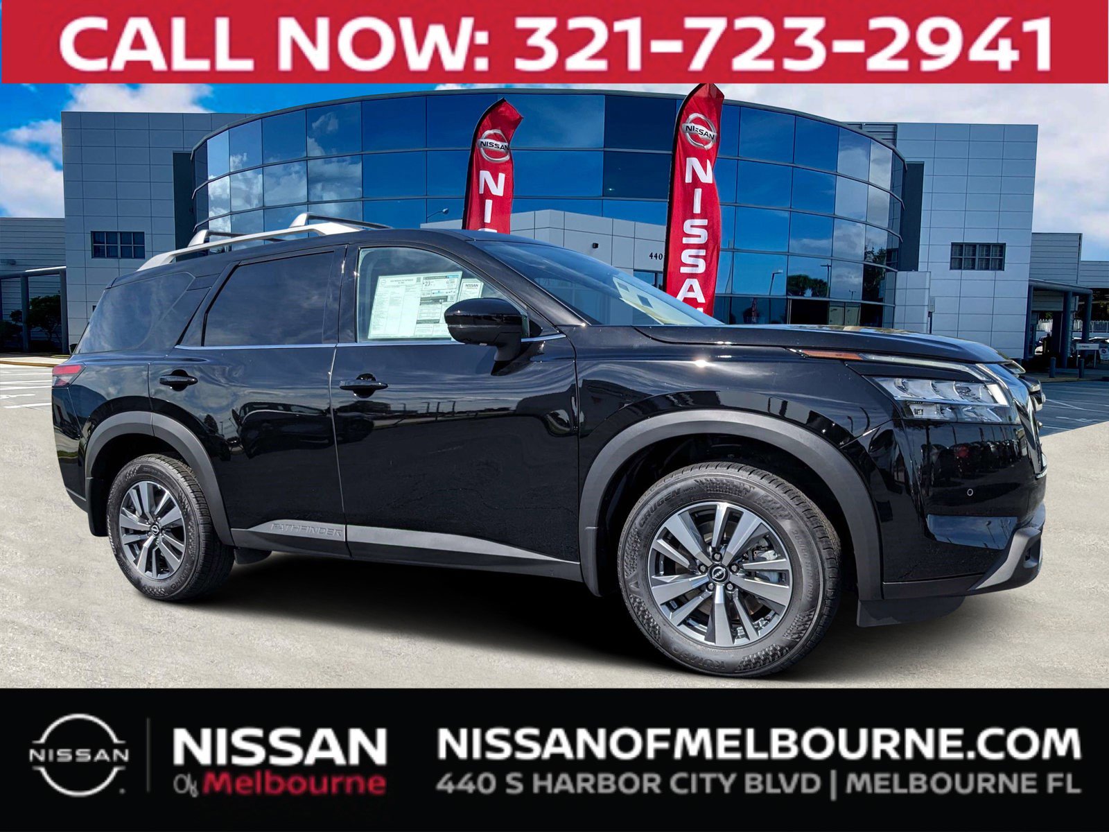 New 2025 Nissan Pathfinder SL