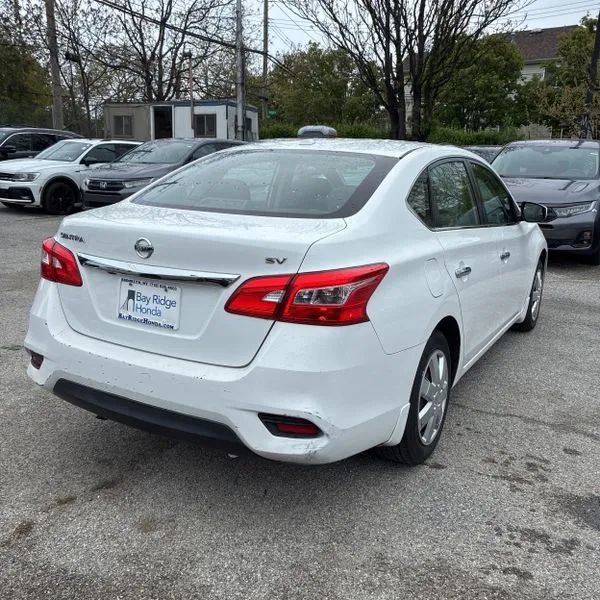 Used 2017 Nissan Sentra SV FWD image 2