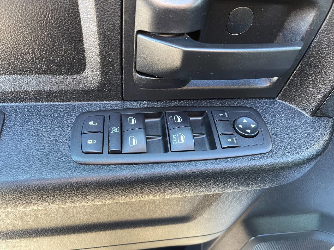 Used 2014 RAM 2500 Tradesman w/ Popular Equipment Group image 14