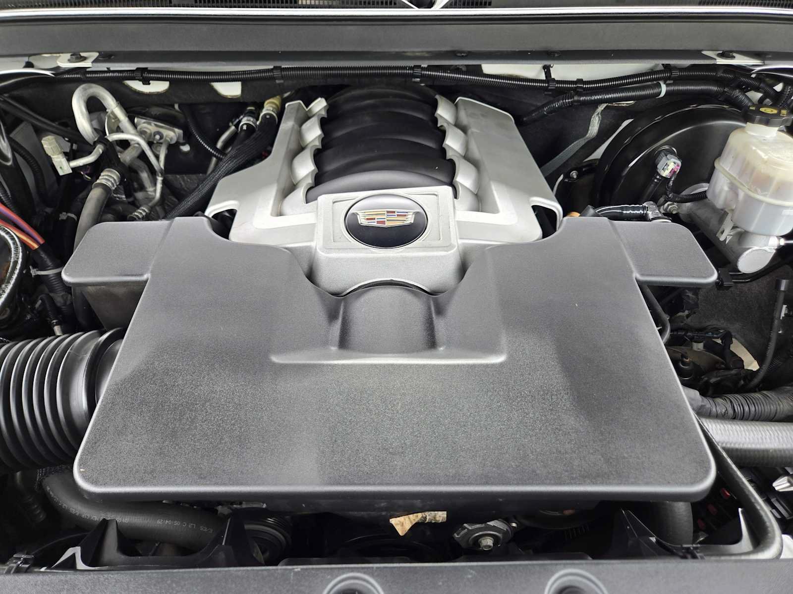 Used 2019 Cadillac Escalade ESV Platinum AWD/4WD image 31