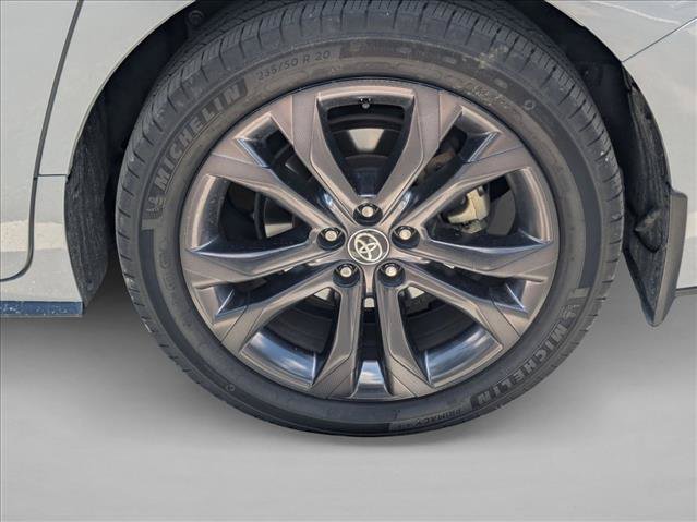 Used 2024 Toyota Sienna XSE FWD image 16