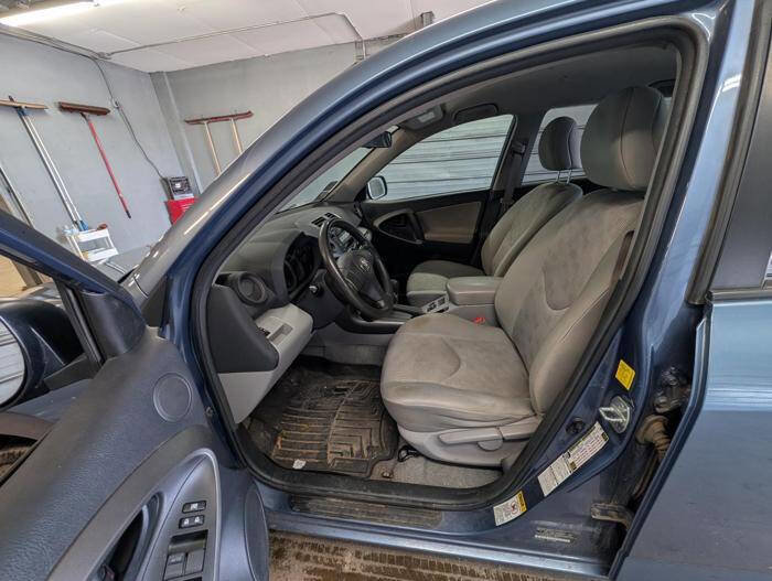 Used 2010 Toyota RAV4 4WD image 20