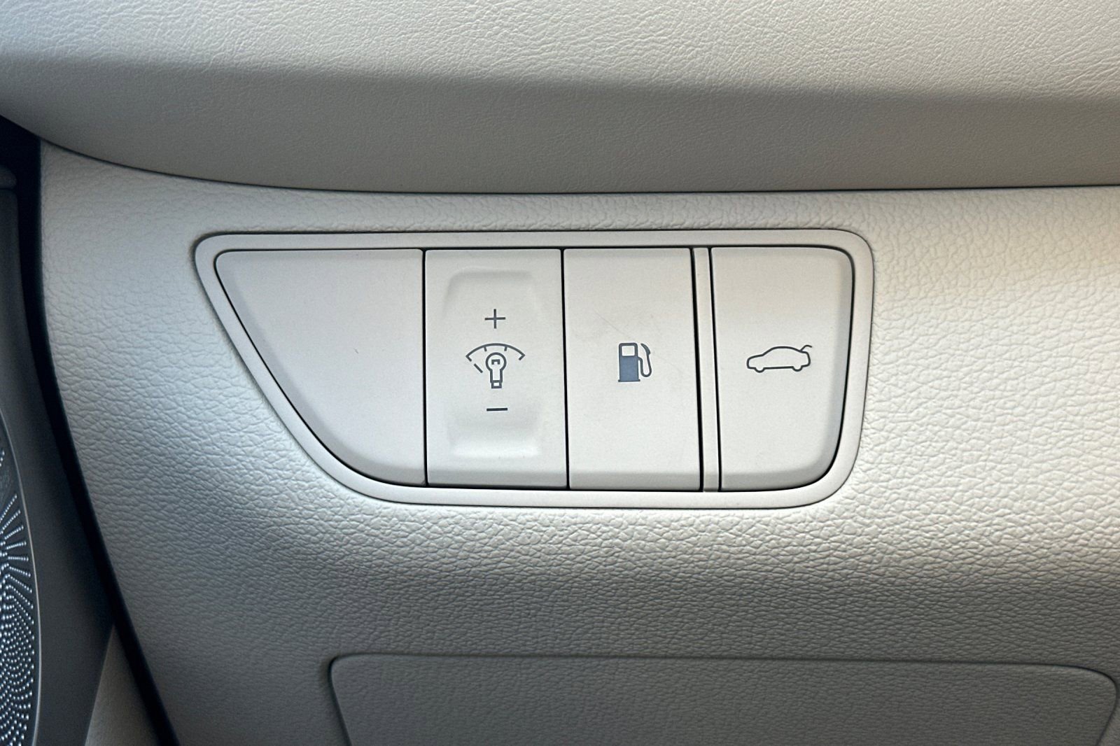 Used 2026 Genesis G70 2.5T Prestige AWD/4WD image 35