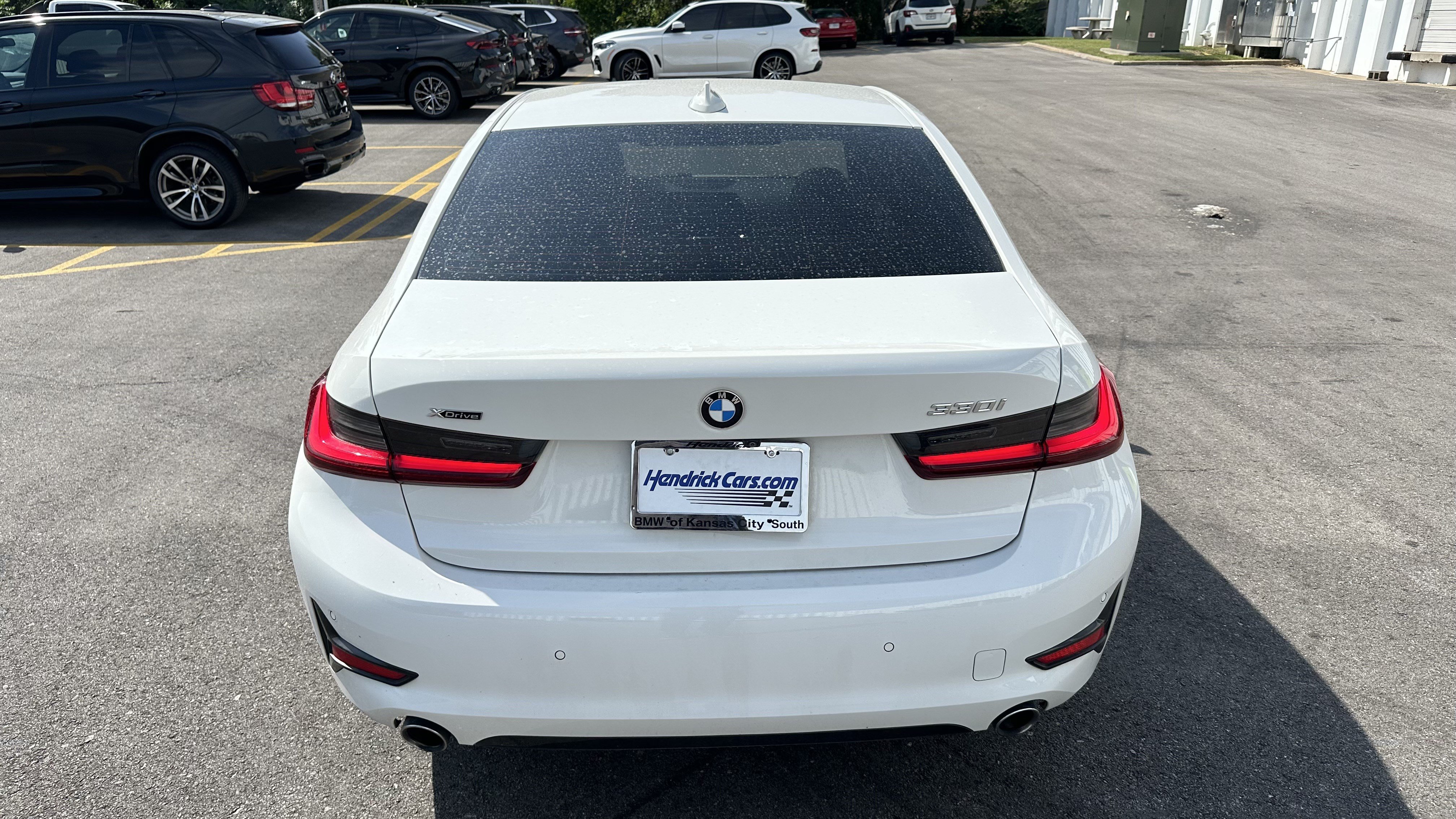 Used 2022 BMW 330i xDrive Sedan w/ Driving Assistance Package AWD/4WD image 9