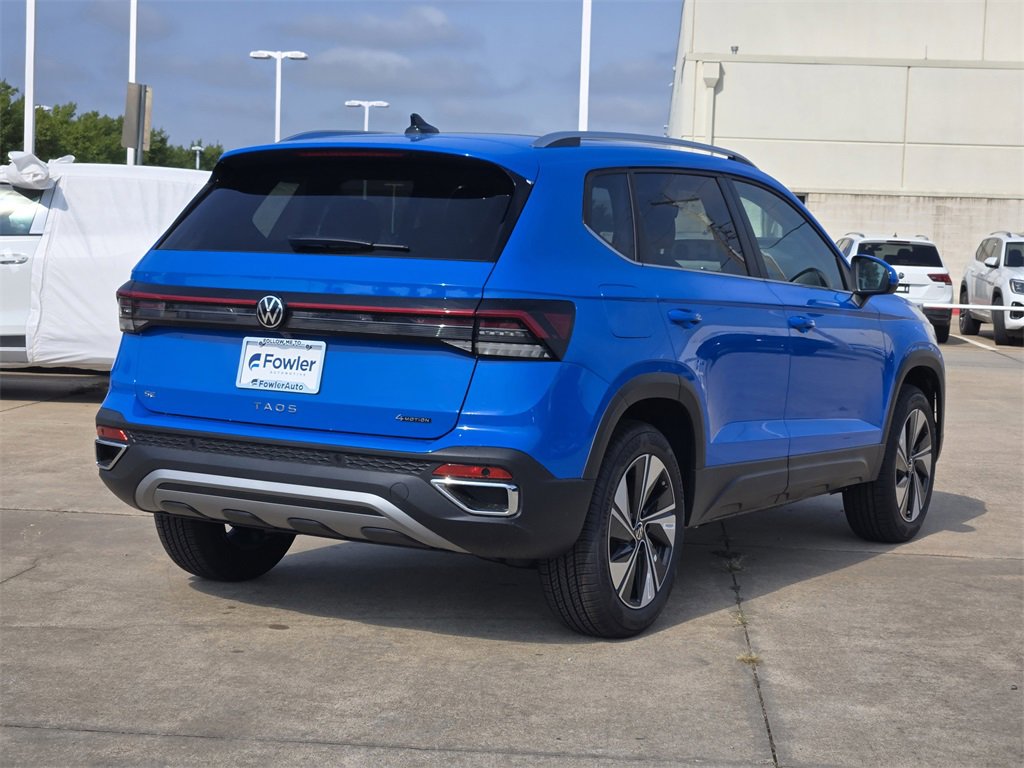 New 2025 Volkswagen Taos SE image 4