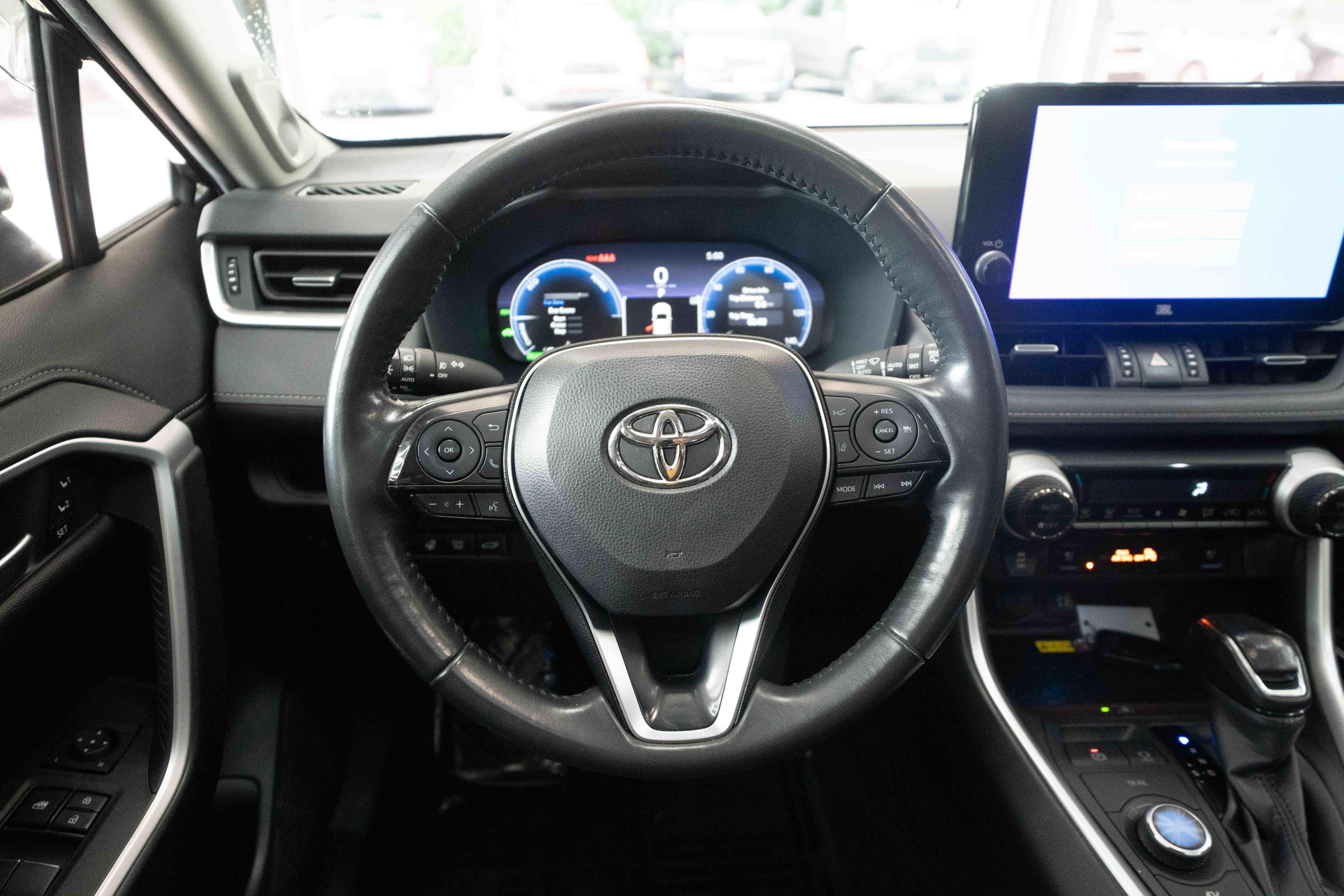 Used 2024 Toyota RAV4 Limited w/ Advanced Technology Package AWD/4WD image 21
