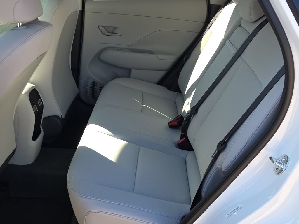 Used 2026 Hyundai Kona SEL Sport FWD image 14
