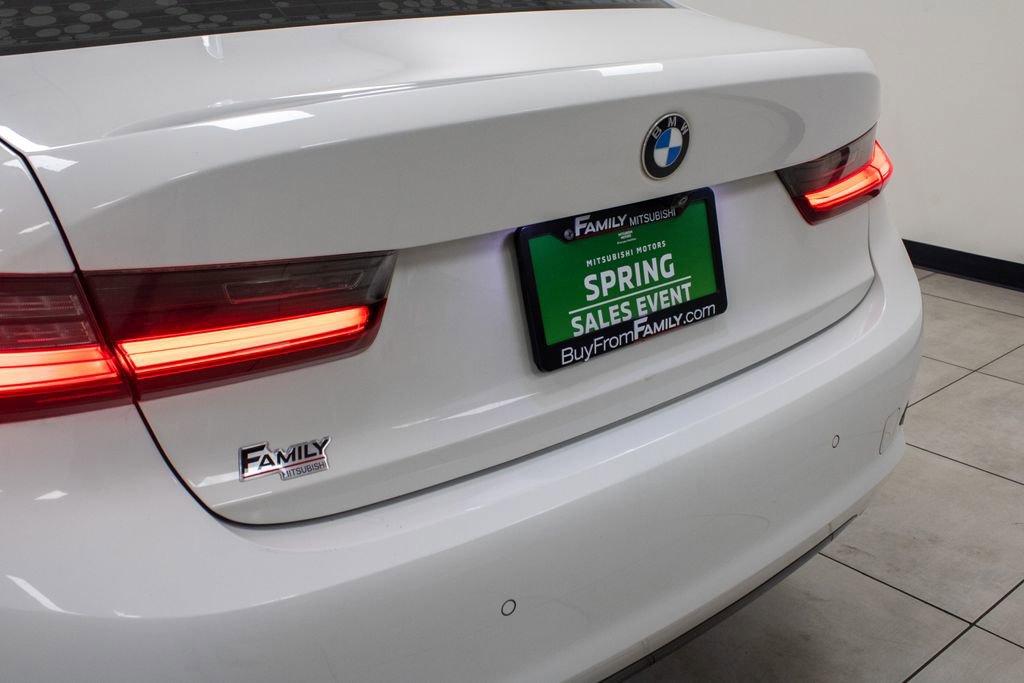 Used 2021 BMW 330e w/ Convenience Package image 7