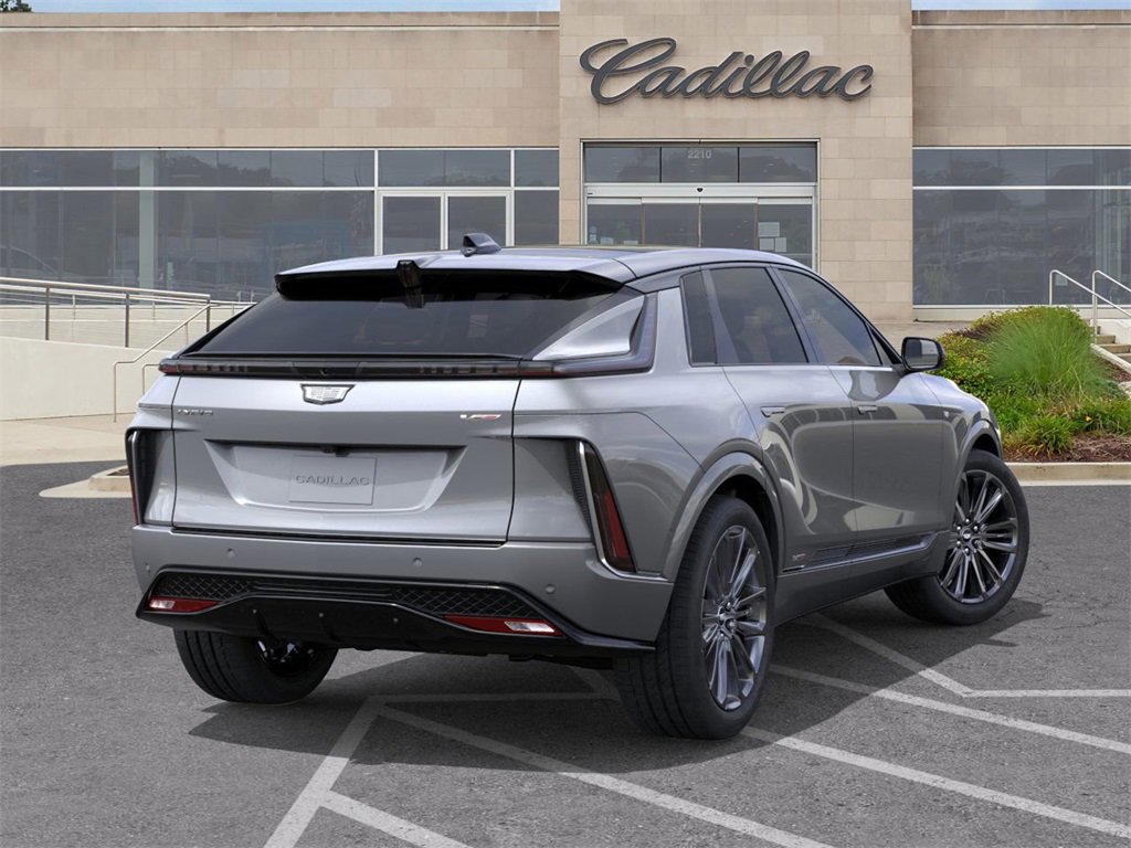New 2026 Cadillac Lyriq V image 4