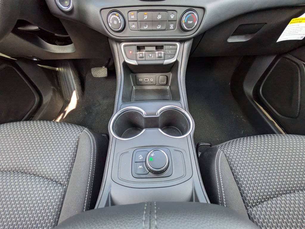 Used 2023 GMC Terrain SLE FWD image 19
