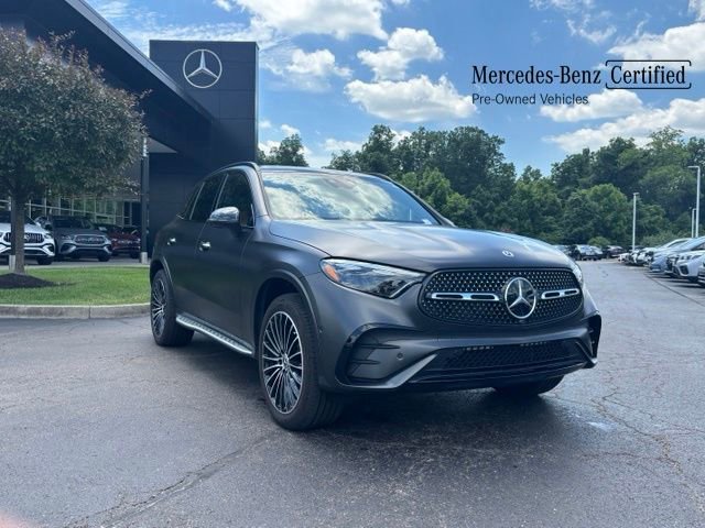 Used 2024 Mercedes-Benz GLC 300 4MATIC image 1