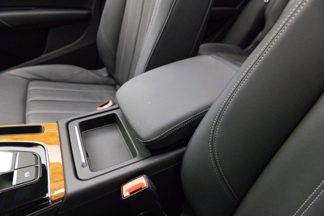 Used 2021 Audi Q5 e Premium w/ Convenience Package image 30