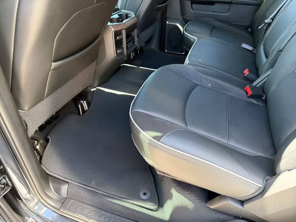 New 2026 RAM 2500 Laramie w/ Night Edition AWD/4WD image 37