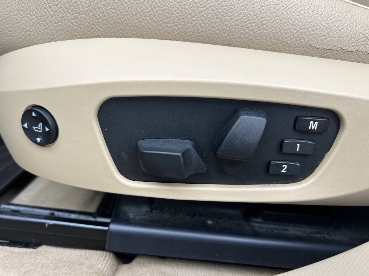 Used 2013 BMW X1 xDrive28i AWD/4WD image 9