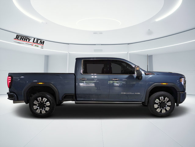 Used 2024 GMC Sierra 2500 Denali w/ Denali Reserve Package AWD/4WD image 2