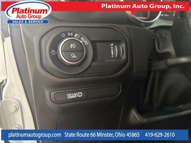 Used 2023 Jeep Gladiator Overland image 17