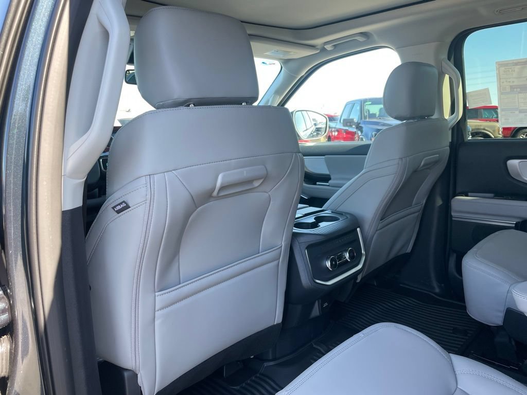New 2026 Ford Expedition Active AWD/4WD image 60