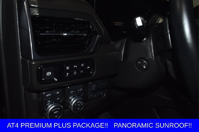 Used 2025 GMC Yukon AT4 w/ AT4 Premium Plus Package AWD/4WD image 20