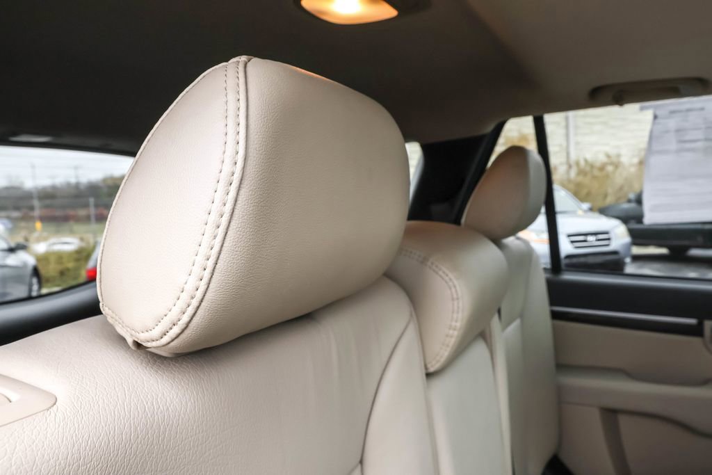Used 2011 Hyundai Santa Fe Limited image 34