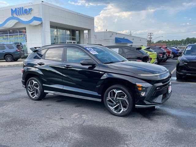 Used 2024 Hyundai Kona N Line AWD/4WD image 2