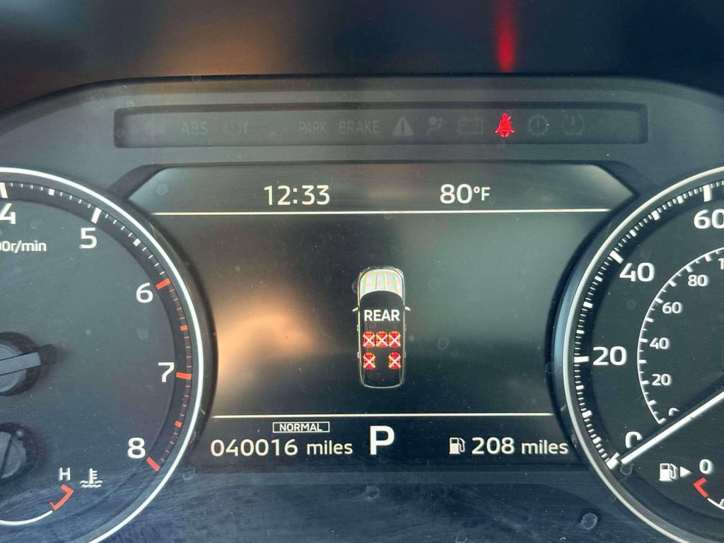 Used 2025 Mitsubishi Outlander SE FWD image 23