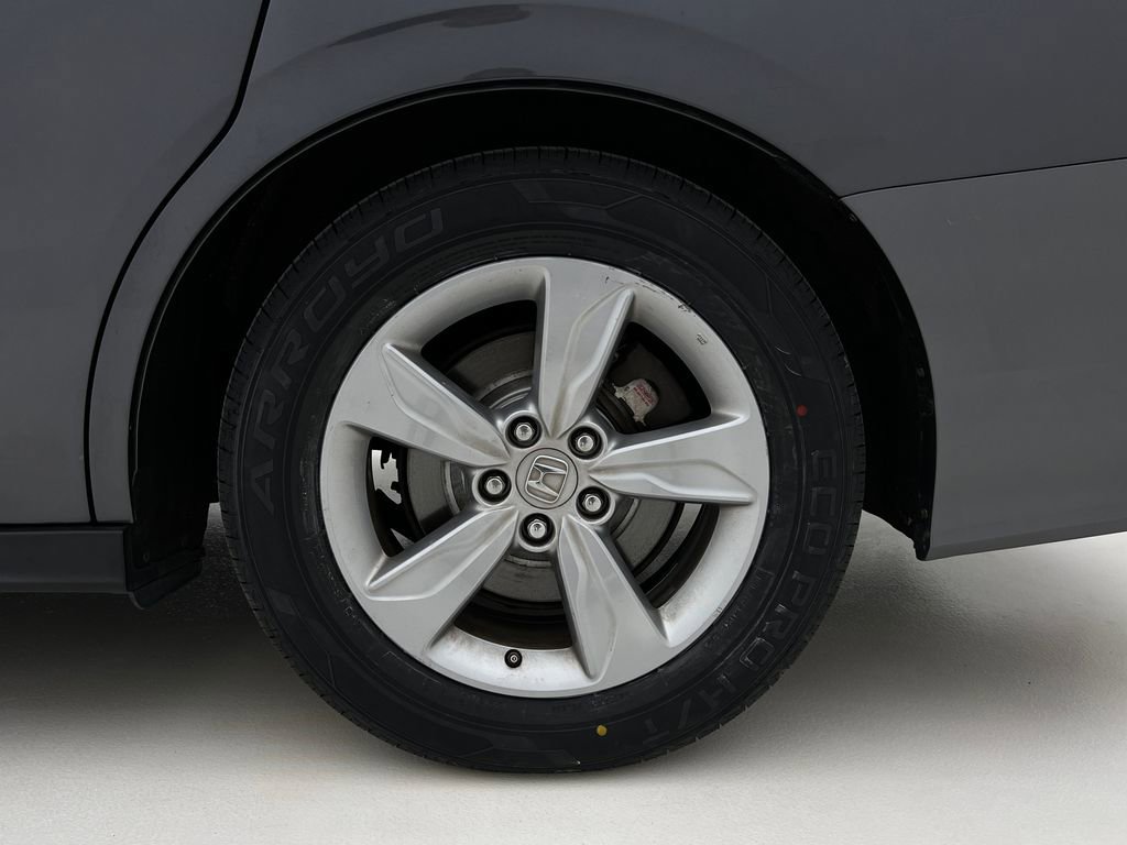 Used 2018 Honda Odyssey EX-L image 27