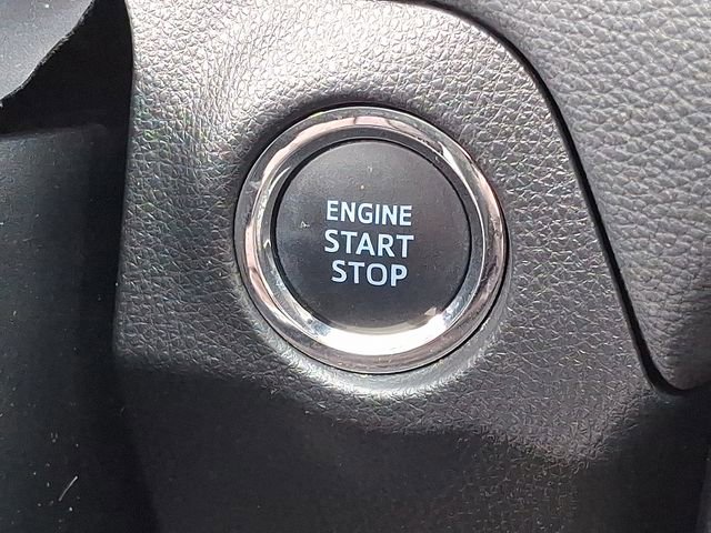 Used 2020 Toyota RAV4 XLE Premium image 20