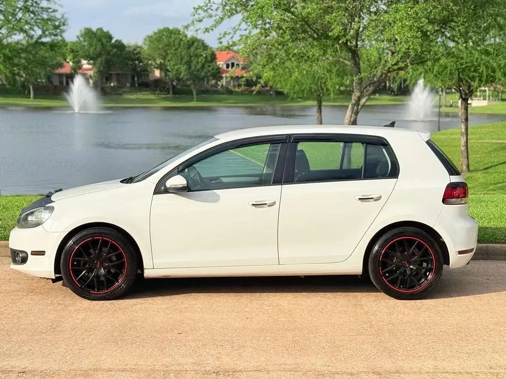 Used 2013 Volkswagen Golf TDI FWD image 5