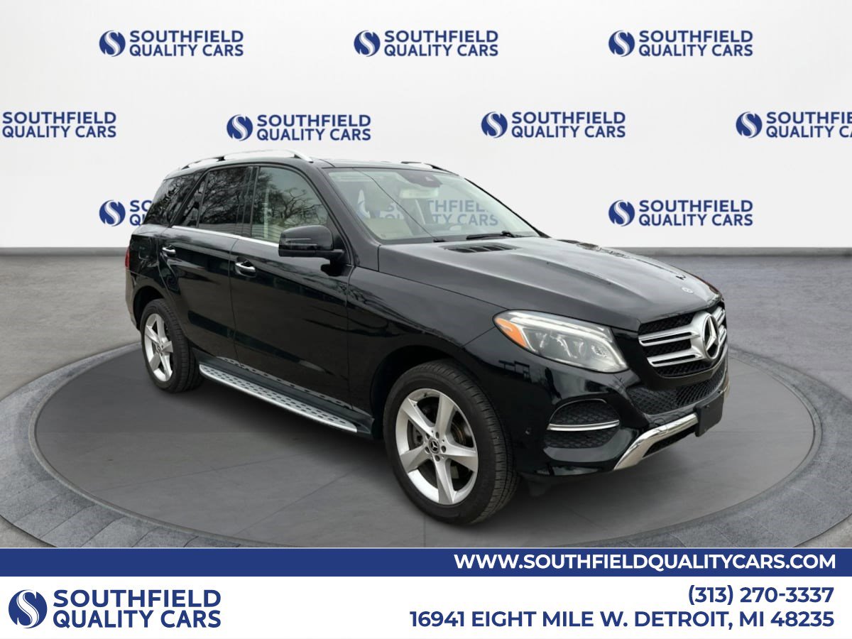 Used 2019 Mercedes-Benz GLE 400 4MATIC w/ Premium 2 Package image 1