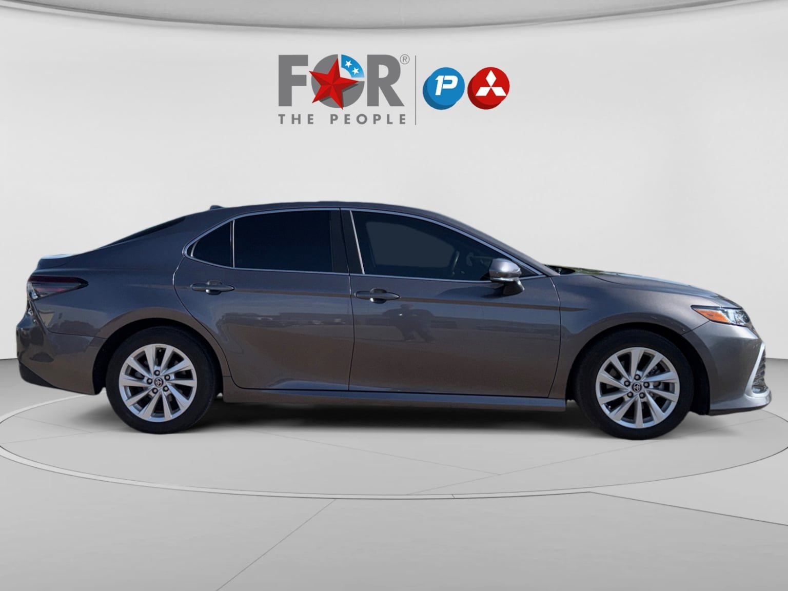 Used 2023 Toyota Camry LE w/ Convenience Package FWD image 6